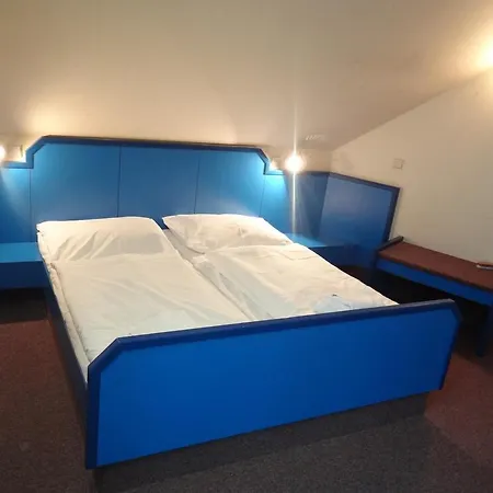 Na Ostrove Ξενοδοχείο Beroun (Central Bohemian)