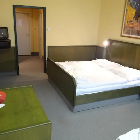 Ξενοδοχείο Na Ostrove