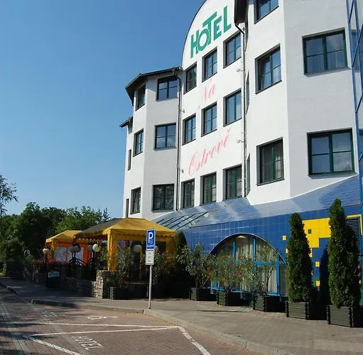 Hotel Na Ostrove